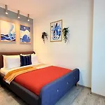 Sophisticated Comfort In The Heart Of The - Romana Square Living Lägenhet Bukarest