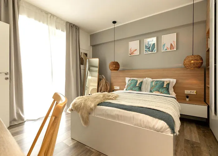 Appartement Sophisticated Comfort In The Heart Of The - Romana Square Living Bucarest