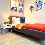 Sophisticated Comfort In The Heart Of The - Romana Square Living Apartment Bukarest