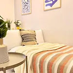 Sophisticated Comfort In The Heart Of The - Romana Square Living Bukarest