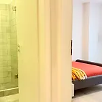 Sophisticated Comfort In The Heart Of The - Romana Square Living Апартаменти Бухарест