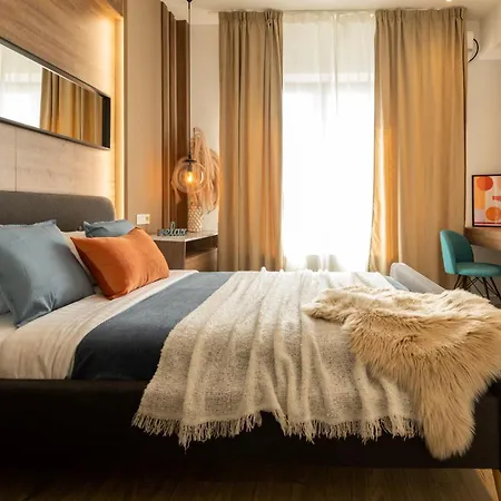 Sophisticated Comfort In The Heart Of The - Romana Square Living בוקרשט