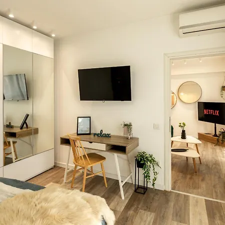 Sophisticated Comfort In The Heart Of The - Romana Square Living Bukarest