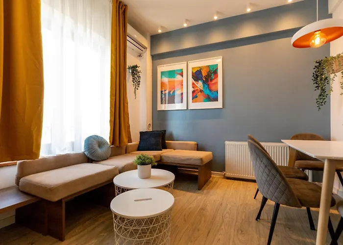 Sophisticated Comfort In The Heart Of The - Romana Square Living בוקרשט