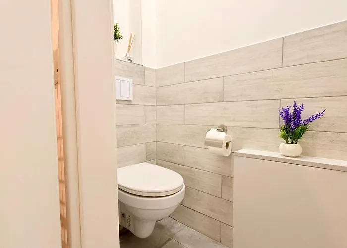 דירה Sophisticated Comfort In The Heart Of The - Romana Square Living