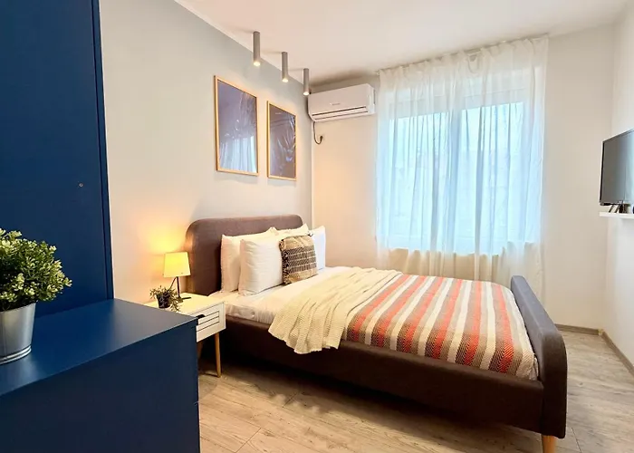 Sophisticated Comfort In The Heart Of The - Romana Square Living * בוקרשט