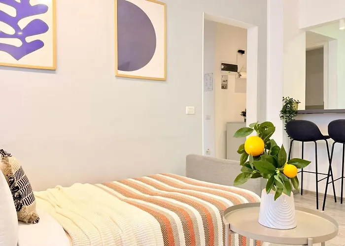 Sophisticated Comfort In The Heart Of The - Romana Square Living شقة *