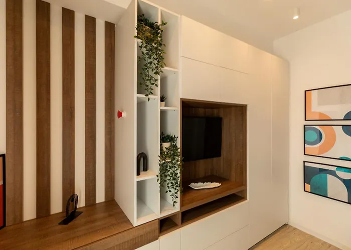 Sophisticated Comfort In The Heart Of The - Romana Square Living בוקרשט