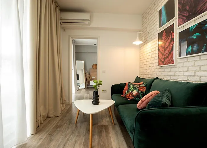 شقة Sophisticated Comfort In The Heart Of The - Romana Square Living بوخارست