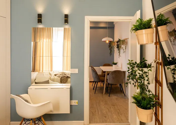 Sophisticated Comfort In The Heart Of The - Romana Square Living شقة *