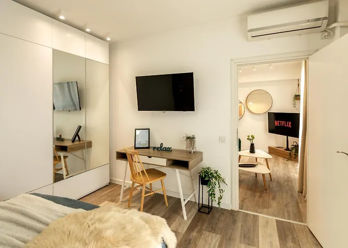 Sophisticated Comfort In The Heart Of The - Romana Square Living بوخارست
