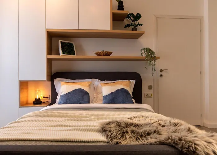 Sophisticated Comfort In The Heart Of The - Romana Square Living شقة