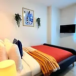 Apartamento Sophisticated Comfort In The Heart Of The - Romana Square Living Bucareste