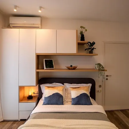 Sophisticated Comfort In The Heart Of The - Romana Square Living * Bükreş