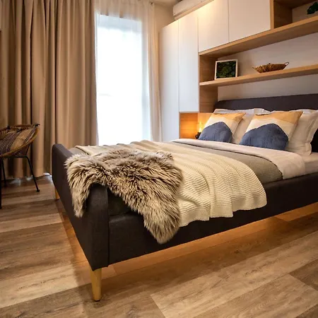 Apartment Sophisticated Comfort In The Heart Of The - Romana Square Living Bucharest